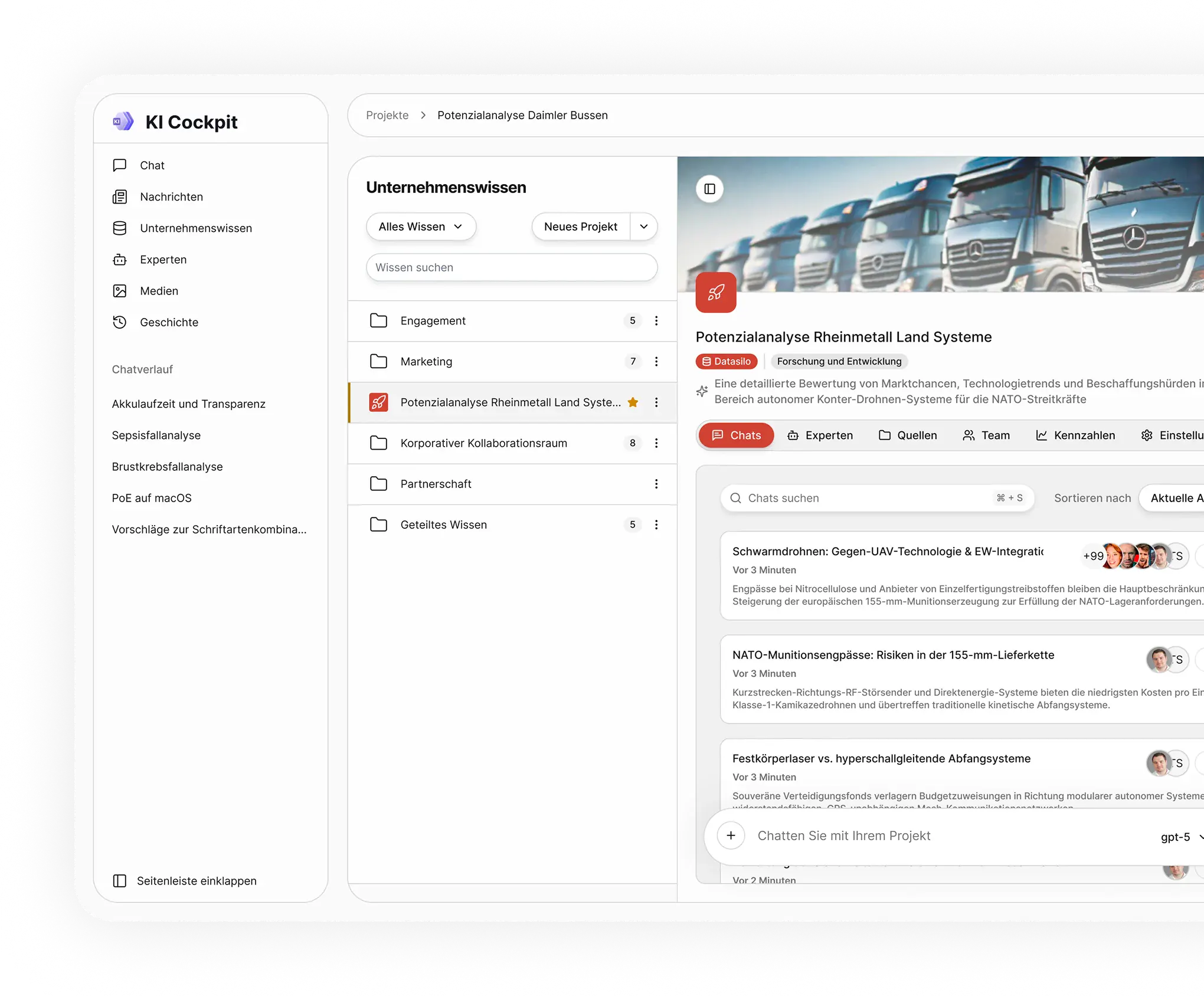 Projektansicht des KI Cockpit: Wissensdatenbank mit Ordnerstruktur, Projektbeschreibung und Projekt-Chats im Browserfenster